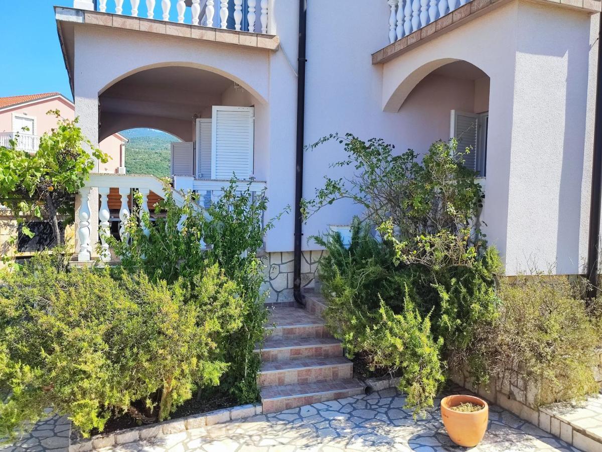 Apartmani Sabira Нови-Винодолски Экстерьер фото