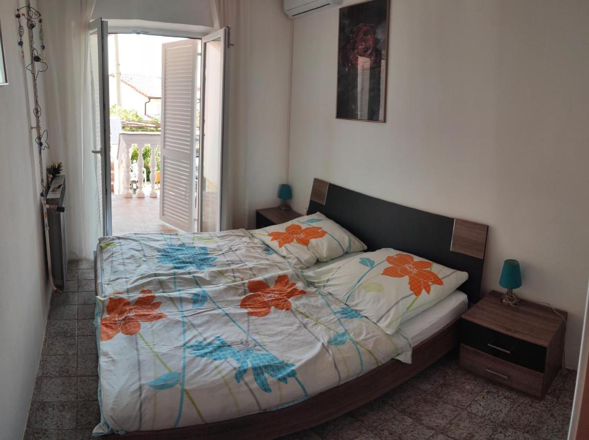 Apartmani Sabira Нови-Винодолски Экстерьер фото