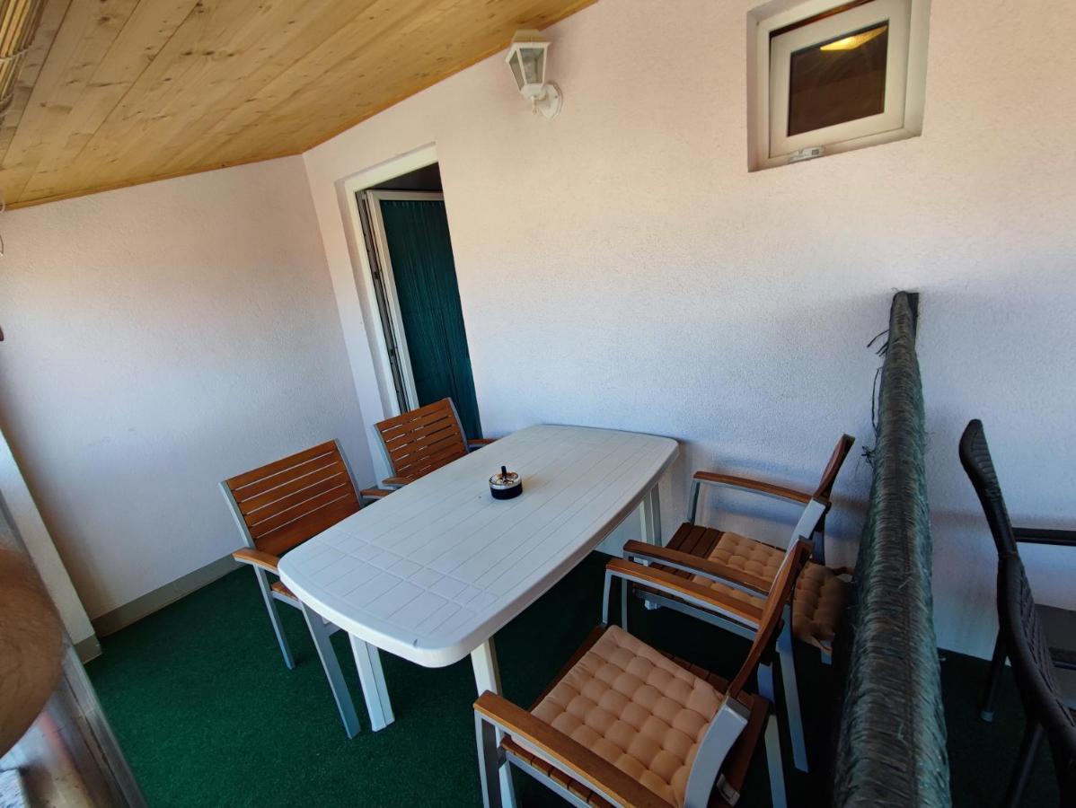 Apartmani Sabira Нови-Винодолски Экстерьер фото