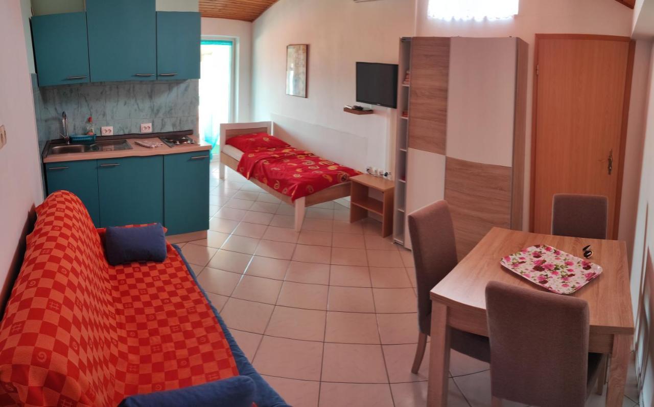 Apartmani Sabira Нови-Винодолски Экстерьер фото