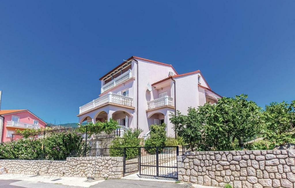 Apartmani Sabira Нови-Винодолски Экстерьер фото