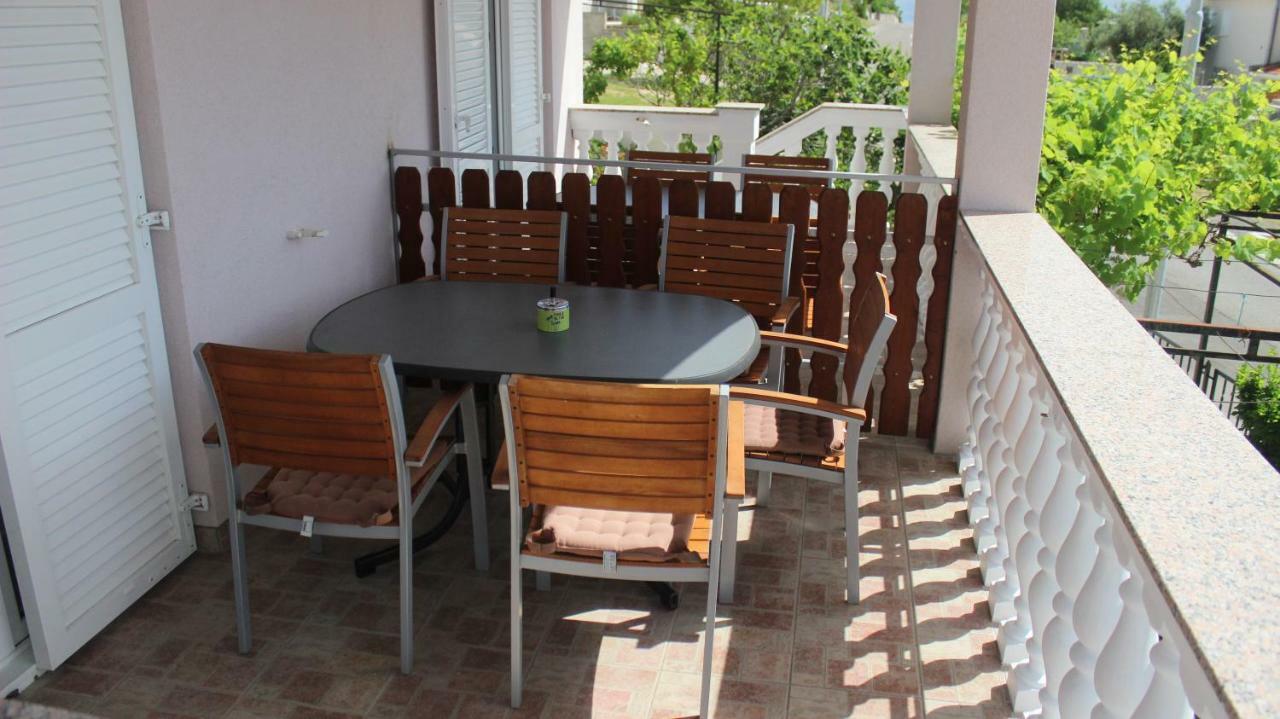 Apartmani Sabira Нови-Винодолски Экстерьер фото
